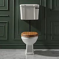Milano Richmond Traditional Low Level Toilet with Cistern Black Flush Kit and Warm Oak Soft Close Seat