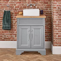 Milano Thornton Light Grey 645mm Traditional Vanity Unit with Square Basin and Chrome Classic Bar Handles