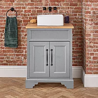 Milano Thornton Light Grey 645mm Traditional Vanity Unit with Square Basin and Black Classic Bar Handles